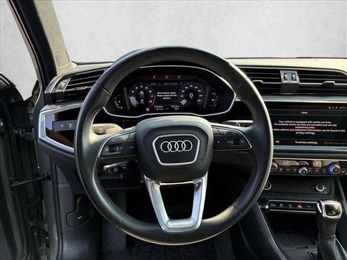 Used 2023 Audi Q3 2.0T Premium Plus w/ Premium Plus Package AWD/4WD image 9