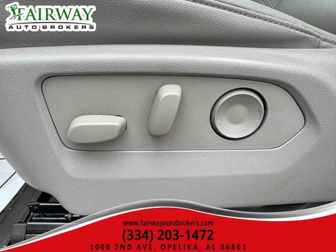 Used 2023 GMC Sierra 1500 SLT w/ SLT Premium Package image 15