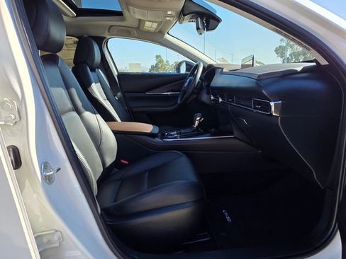 Certified 2025 MAZDA CX-30 2.5 Turbo w/ Premium Plus Pkg image 10