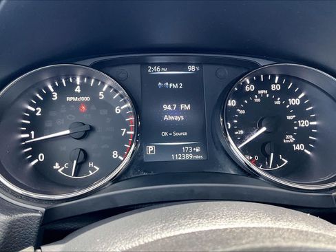 Used 2017 Nissan Rogue SV FWD image 26