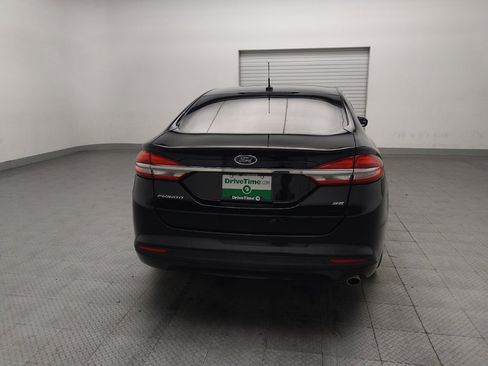 Used 2017 Ford Fusion SE FWD image 7