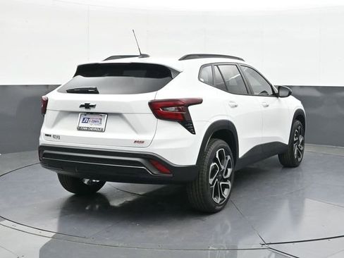 New 2026 Chevrolet Trax RS w/ Driver Confidence Package FWD image 11