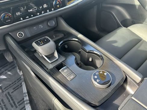 Certified 2023 Nissan Rogue SL image 27