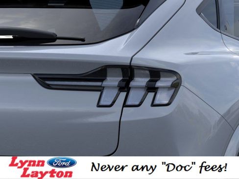 New 2025 Ford Mustang Mach-E Premium image 21