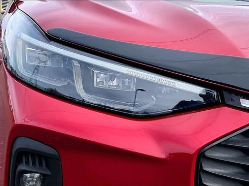 Used 2024 Ford Escape Platinum image 31