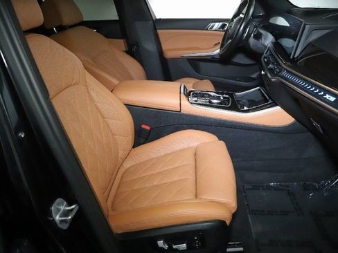 Certified 2024 BMW X5 xDrive40i w/ M Sport Package AWD/4WD image 35