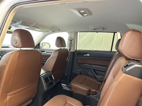 Used 2021 Volkswagen Atlas SE image 13