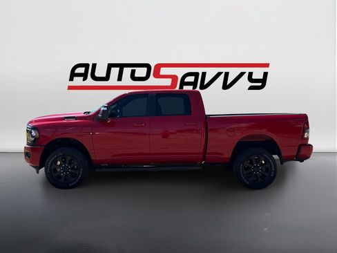 Used 2024 RAM 2500 Big Horn w/ Night Edition AWD/4WD image 8