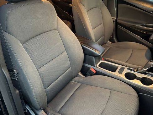 Used 2016 Chevrolet Cruze LS image 17