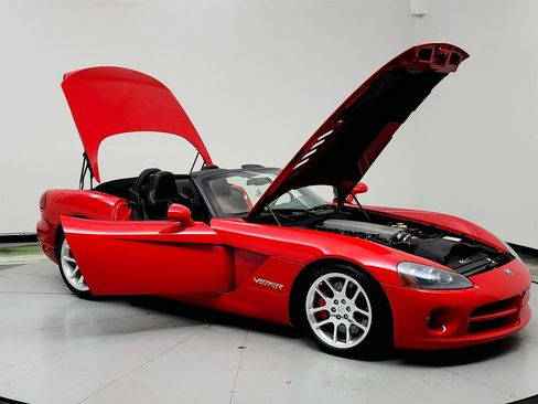 Used 2005 Dodge Viper SRT-10 image 10