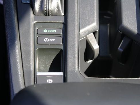 Used 2025 Honda Accord SE image 16