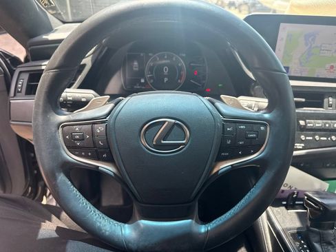 Used 2023 Lexus ES 350 w/ Premium Package FWD image 19