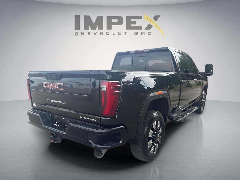 Used 2025 GMC Sierra 2500 Denali AWD/4WD image 5