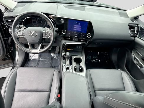 Used 2025 Lexus NX 250 FWD w/ Accessory Package (Z1) image 22