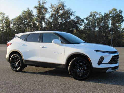 New 2025 Chevrolet Blazer LT image 2