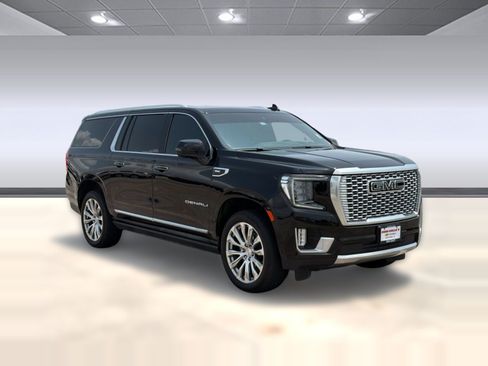 Used 2023 GMC Yukon XL Denali w/ Max Trailering Package RWD image 6