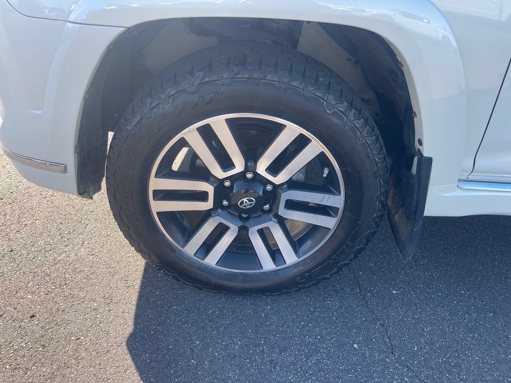 Used 2019 Toyota 4Runner Limited AWD/4WD image 13