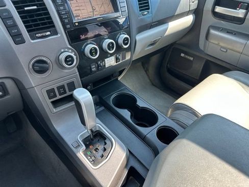 Used 2010 Toyota Sequoia Limited AWD/4WD image 21