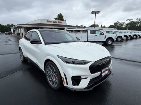 New 2026 Ford Mustang Mach-E GT image 2