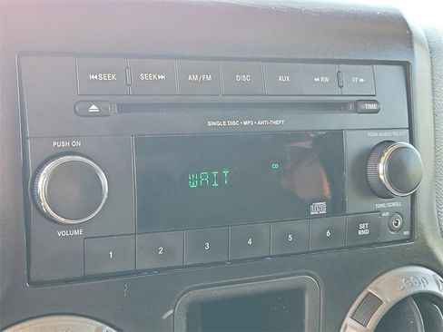 Used 2016 Jeep Wrangler Sport image 20