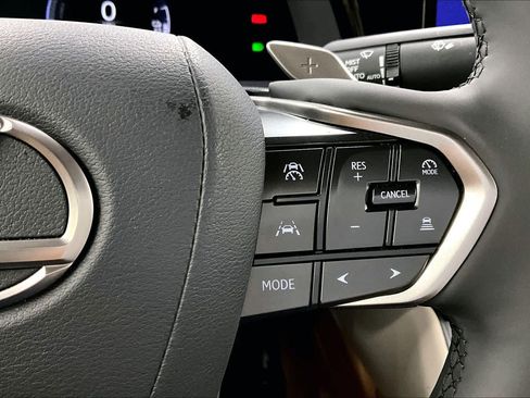 Used 2026 Lexus RZ 350e 2WD image 24