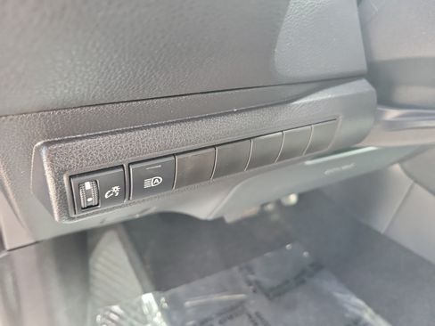 Certified 2025 Toyota Corolla LE FWD image 24