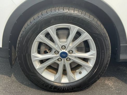 Certified 2019 Ford Escape SE AWD/4WD image 42