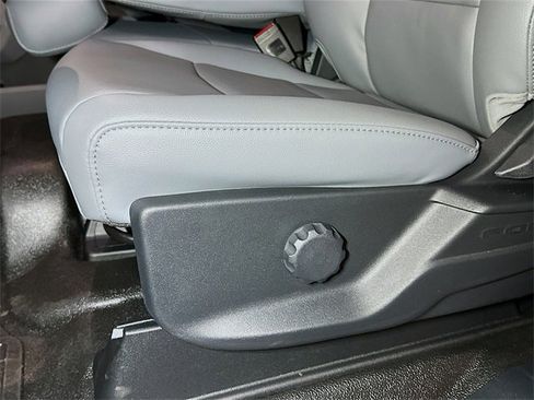 New 2026 Ford F350 XL w/ XL Chrome Package image 13