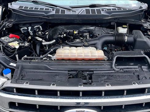 Used 2022 Ford F150 Lariat w/ Equipment Group 502A High AWD/4WD image 11