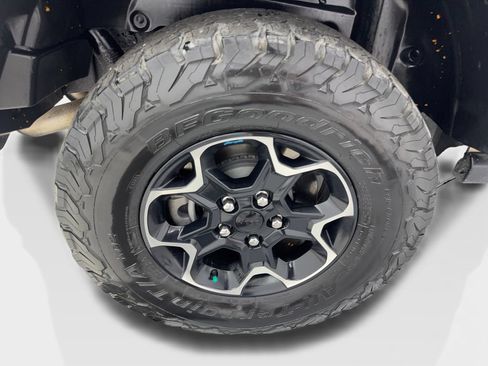 Used 2022 Jeep Wrangler Unlimited Rubicon 4xe AWD/4WD image 86