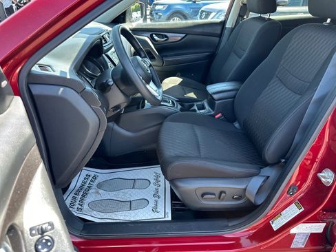 Used 2020 Nissan Rogue SV AWD/4WD image 15