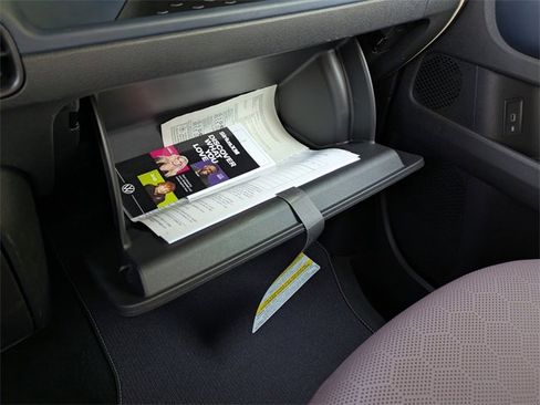 New 2025 Volkswagen ID. Buzz Pro S image 26