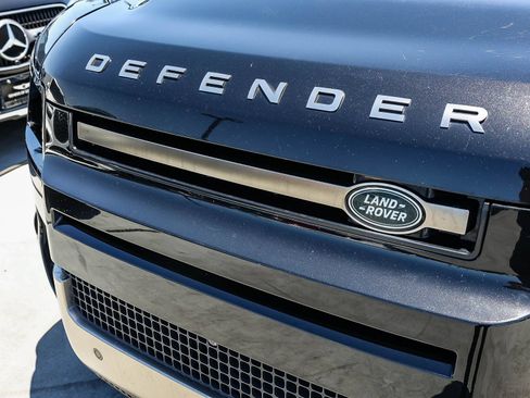 Used 2021 Land Rover Defender 110 X AWD/4WD image 11