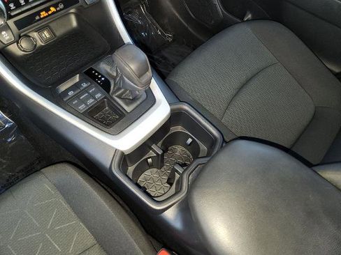 Used 2025 Toyota RAV4 XLE image 22