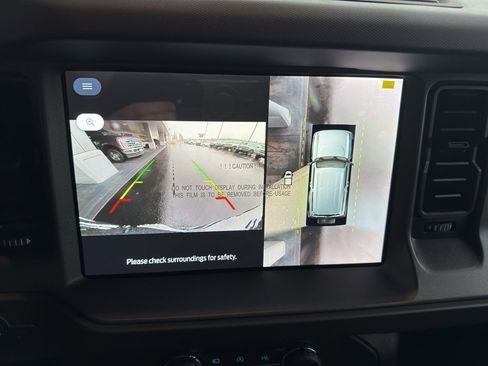 New 2025 Ford Bronco Badlands image 32