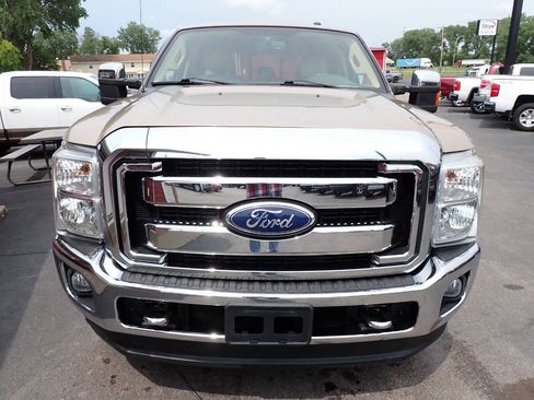 Used 2011 Ford F250 Lariat w/ Lariat Ultimate Pkg AWD/4WD image 2
