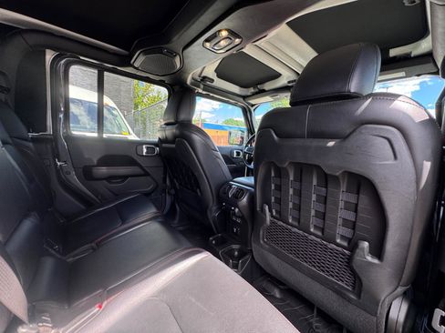 Used 2021 Jeep Gladiator Rubicon image 25