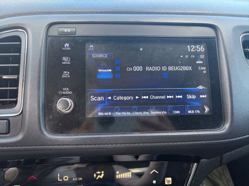 Used 2021 Honda HR-V EX image 12