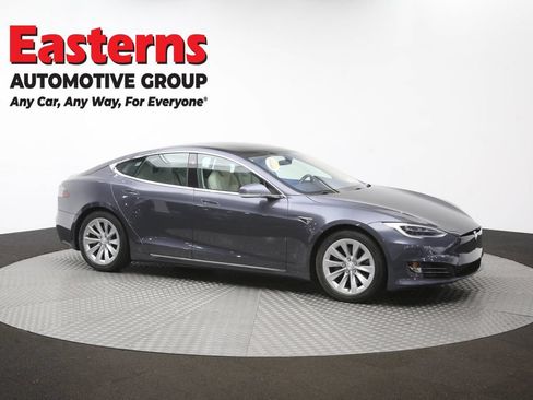 Used 2018 Tesla Model S 100D AWD/4WD image 46