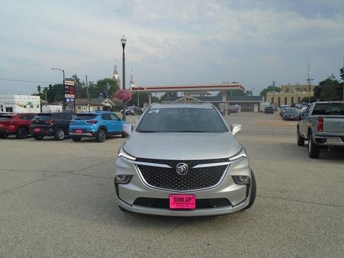 Used 2022 Buick Enclave Avenir w/ LPO, Floor Liner Package AWD/4WD image 2