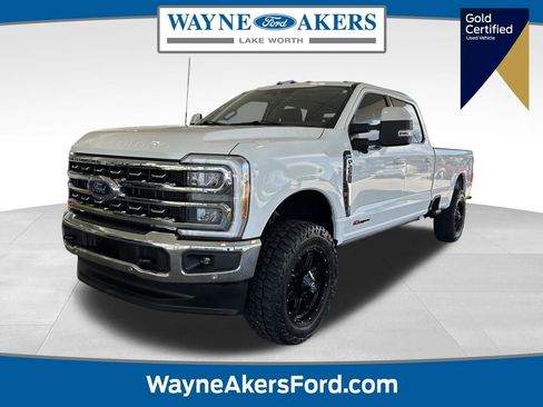 Used 2023 Ford F250 Lariat w/ Lariat Ultimate Package AWD/4WD image 1