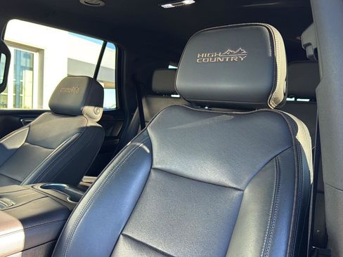 Used 2021 Chevrolet Tahoe High Country image 27