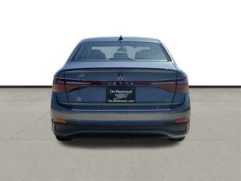 New 2026 Volkswagen Jetta SE image 6