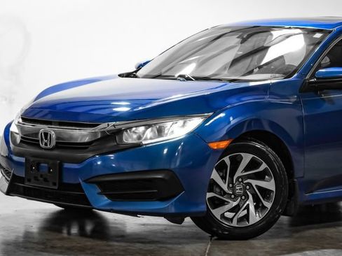 Used 2017 Honda Civic EX image 7