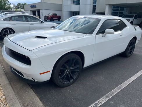 Used 2018 Dodge Challenger SXT Plus RWD image 1