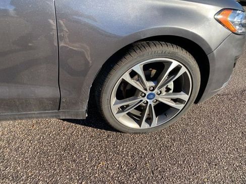 Used 2019 Ford Fusion Titanium image 12