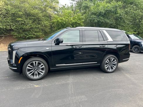 Used 2025 Cadillac Escalade Premium Luxury w/ Touring Package AWD/4WD image 9