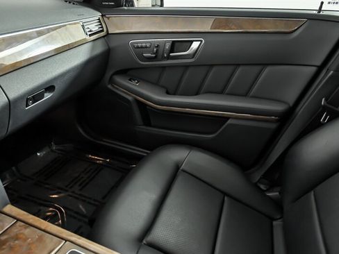 Used 2012 Mercedes-Benz E 350 4MATIC Sedan image 32