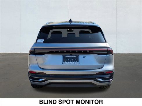 New 2026 Lincoln Nautilus Black Label image 5