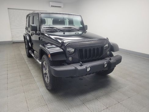 Used 2015 Jeep Wrangler Unlimited Sport w/ Connectivity Group AWD/4WD image 13